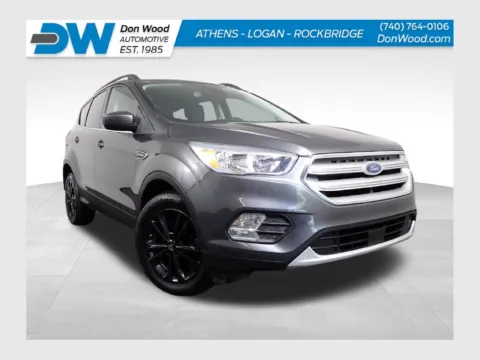 Gray 2018 Ford Escape SE for sale in Logan, OH