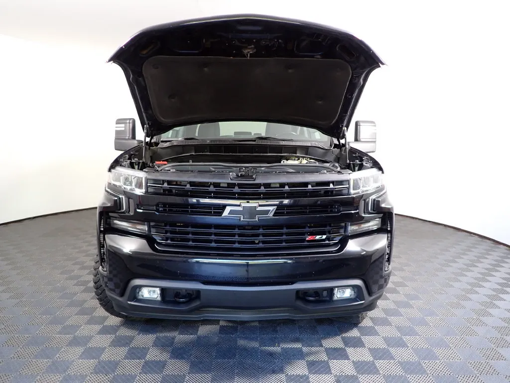 Chevrolet Silverado photo 39