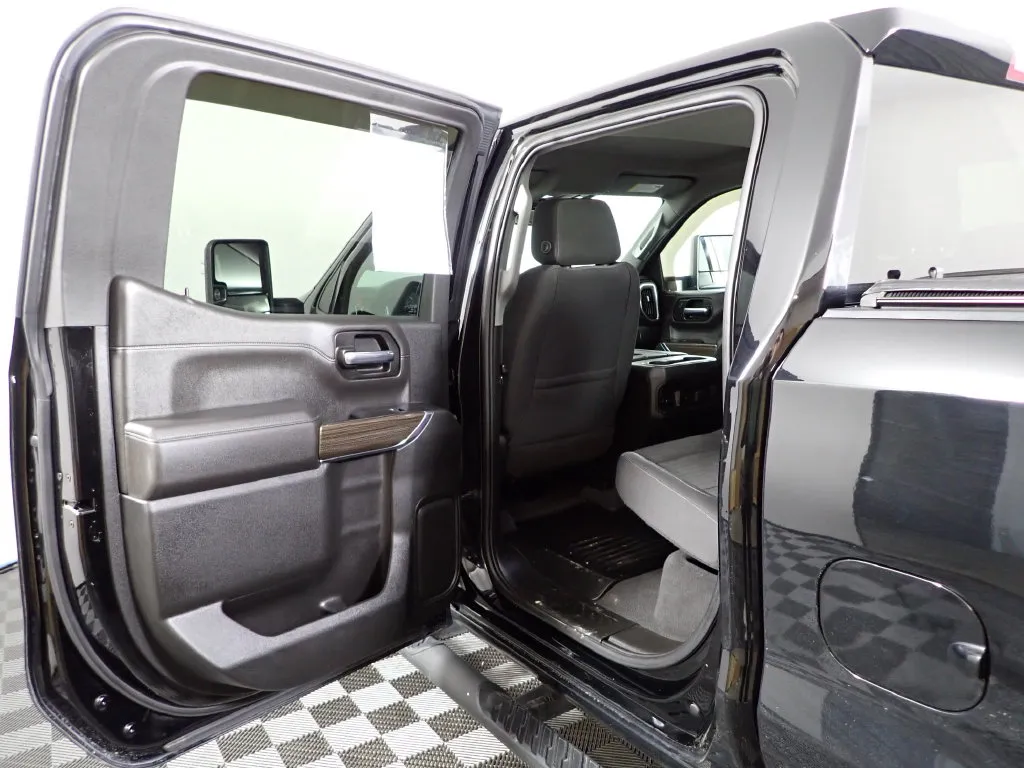 Chevrolet Silverado photo 30