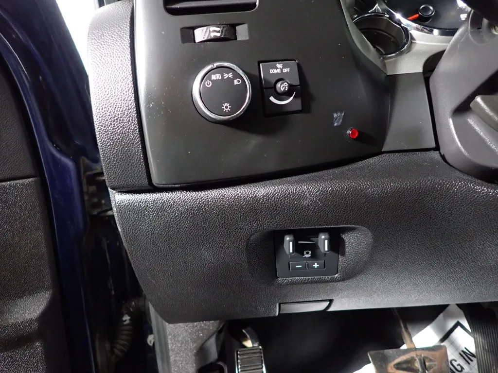 Chevrolet 3500HD photo 20