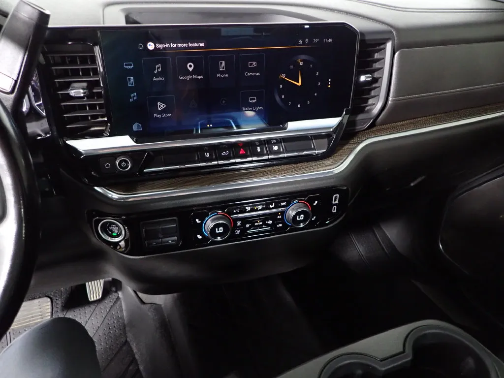 Chevrolet Silverado photo 28