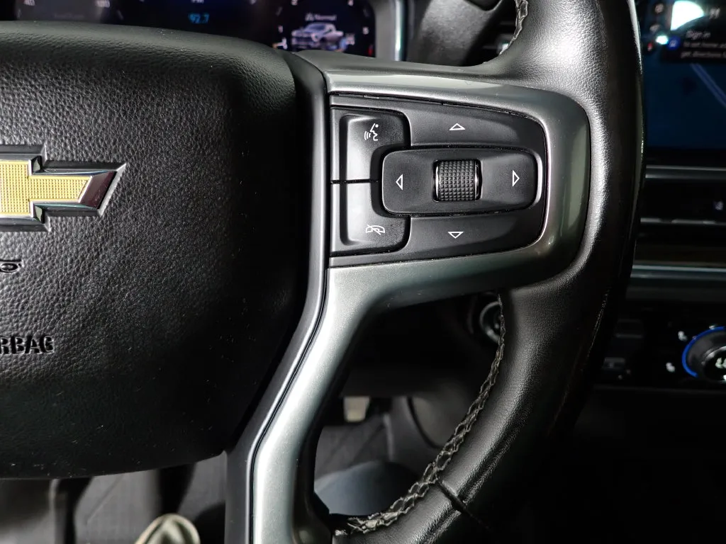 Chevrolet Silverado photo 27