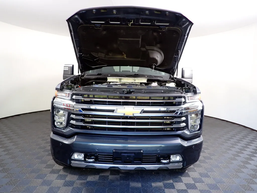 Chevrolet 3500HD photo 45