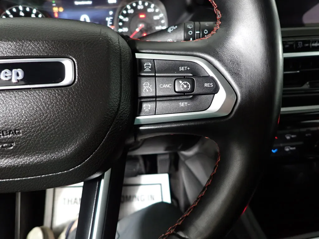 Jeep Compass photo 26