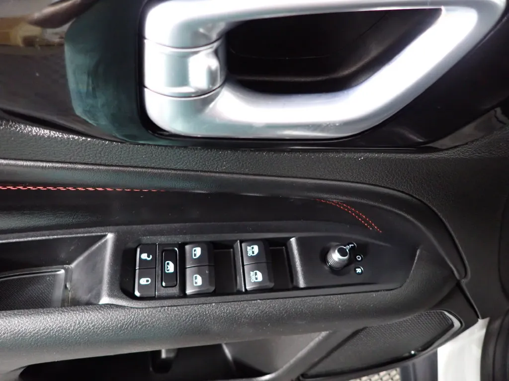 Jeep Compass photo 18