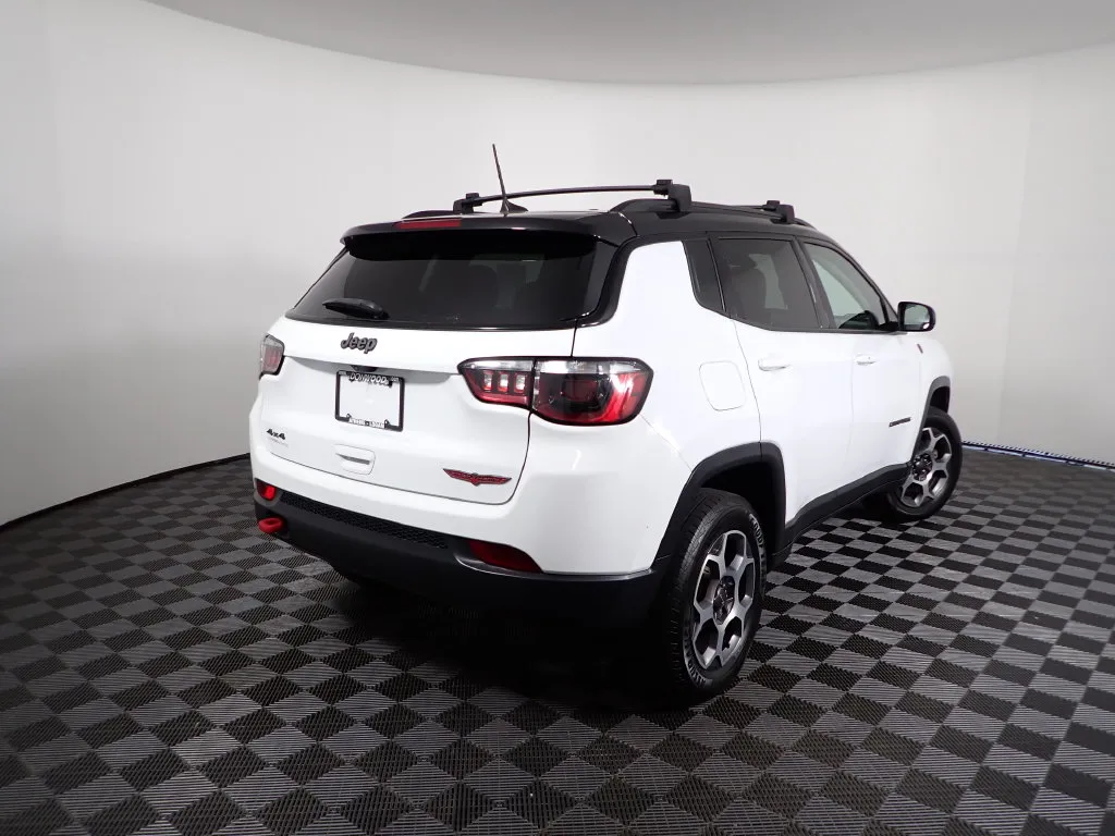 Jeep Compass photo 15
