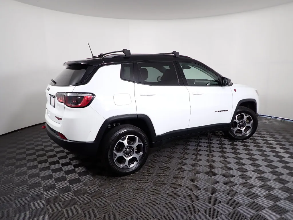 Jeep Compass photo 16