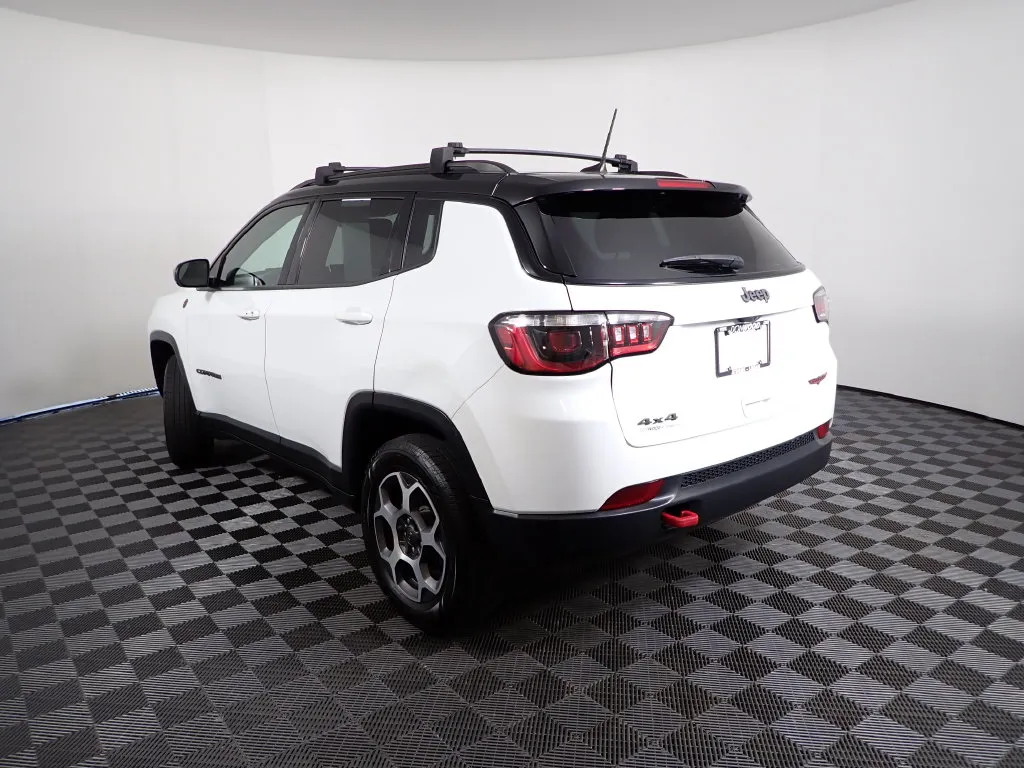 Jeep Compass photo 11