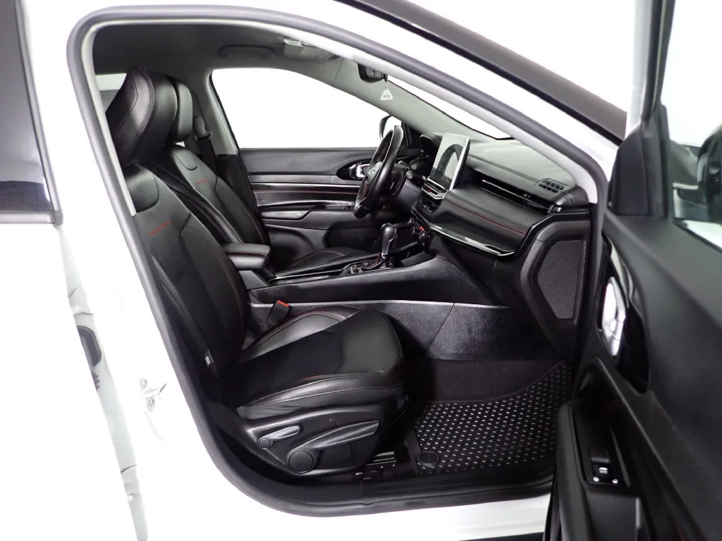 Jeep Compass photo 35