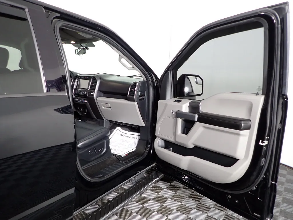 Ford F-150 photo 34