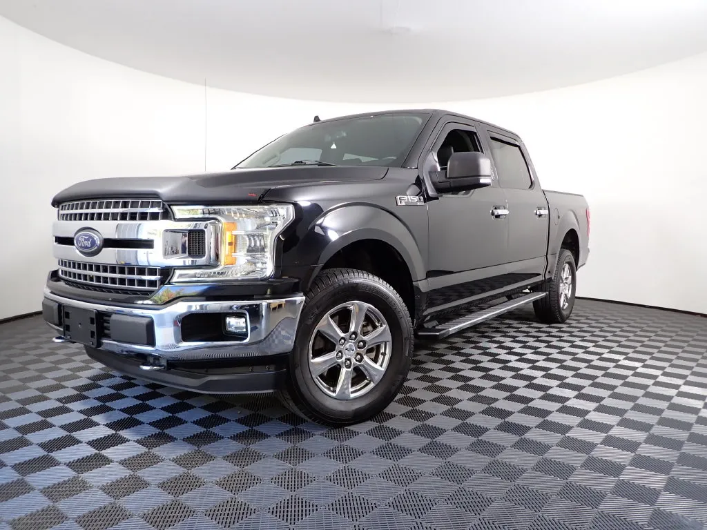 Ford F-150 photo 2