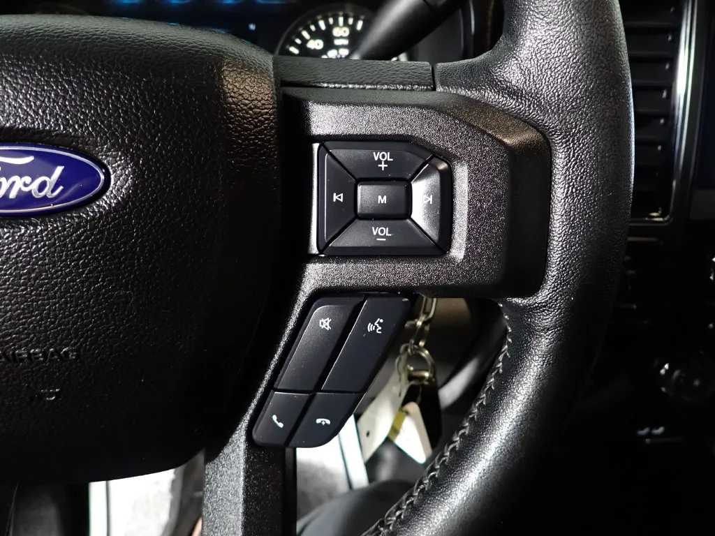 Ford F-150 photo 28