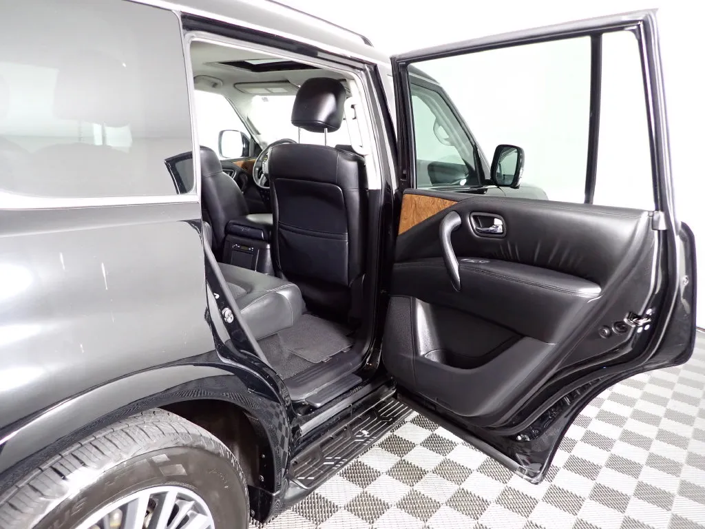 Nissan Armada photo 38