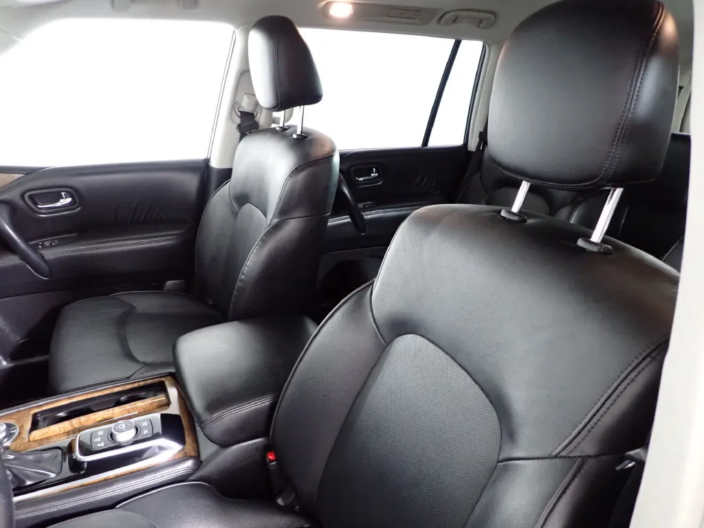 Nissan Armada photo 26
