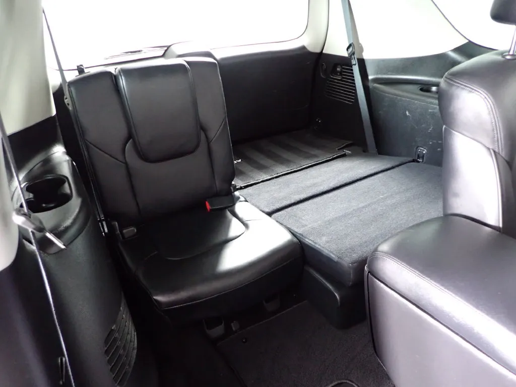 Nissan Armada photo 40