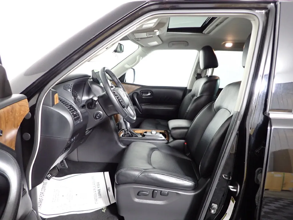 Nissan Armada photo 25