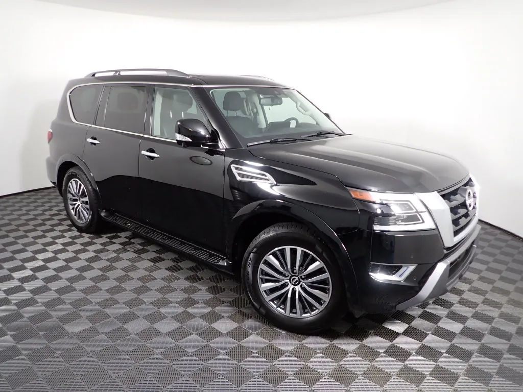 Nissan Armada photo 12