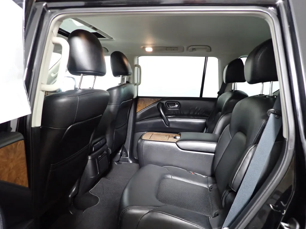 Nissan Armada photo 37