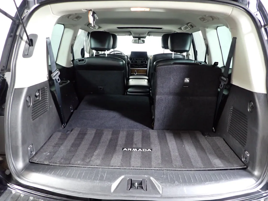 Nissan Armada photo 19