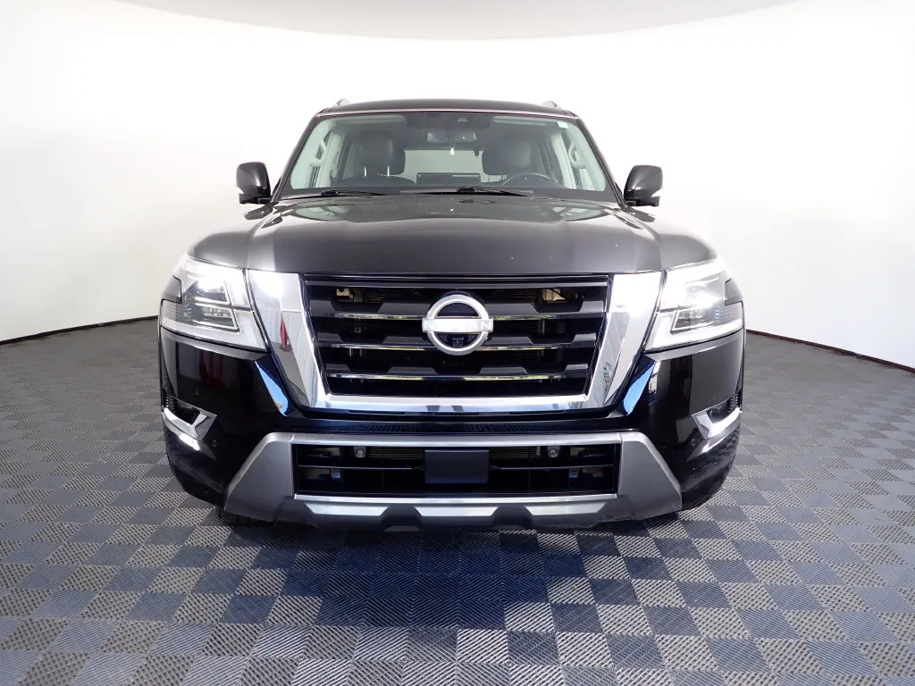 Nissan Armada photo 13
