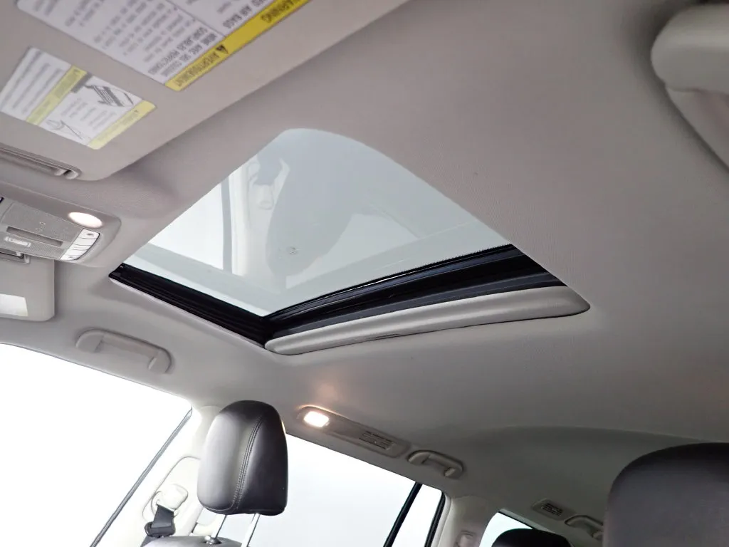 Nissan Armada photo 11