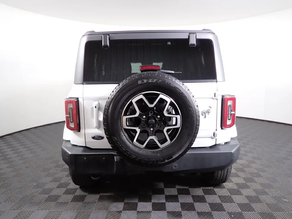 Ford Bronco photo 14