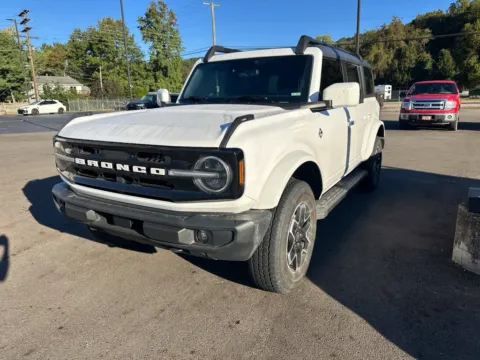 Another view of 2024 Ford Bronco Outer Banks for sale in Logan, OH at Don Wood Chevrolet