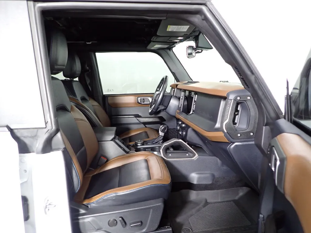 Ford Bronco photo 37