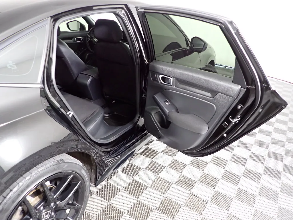 Honda Civic photo 29