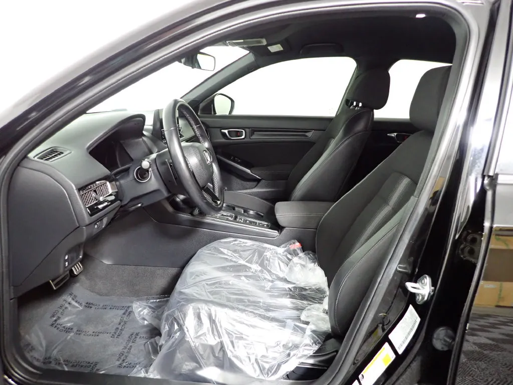 Honda Civic photo 18