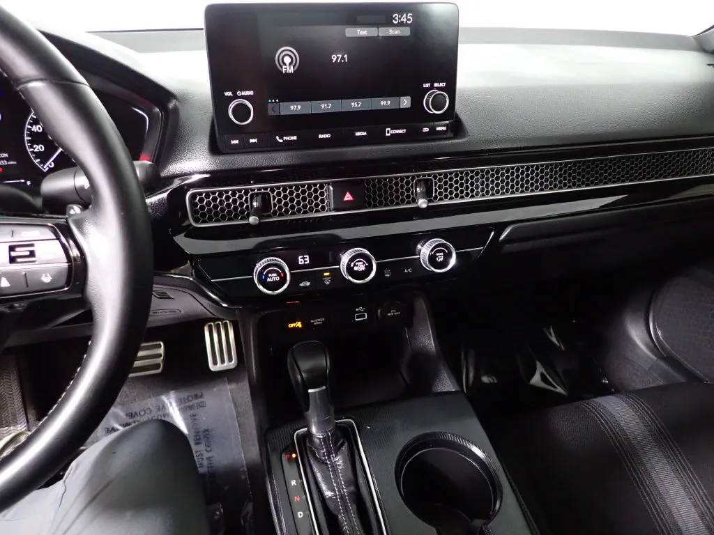 Honda Civic photo 24