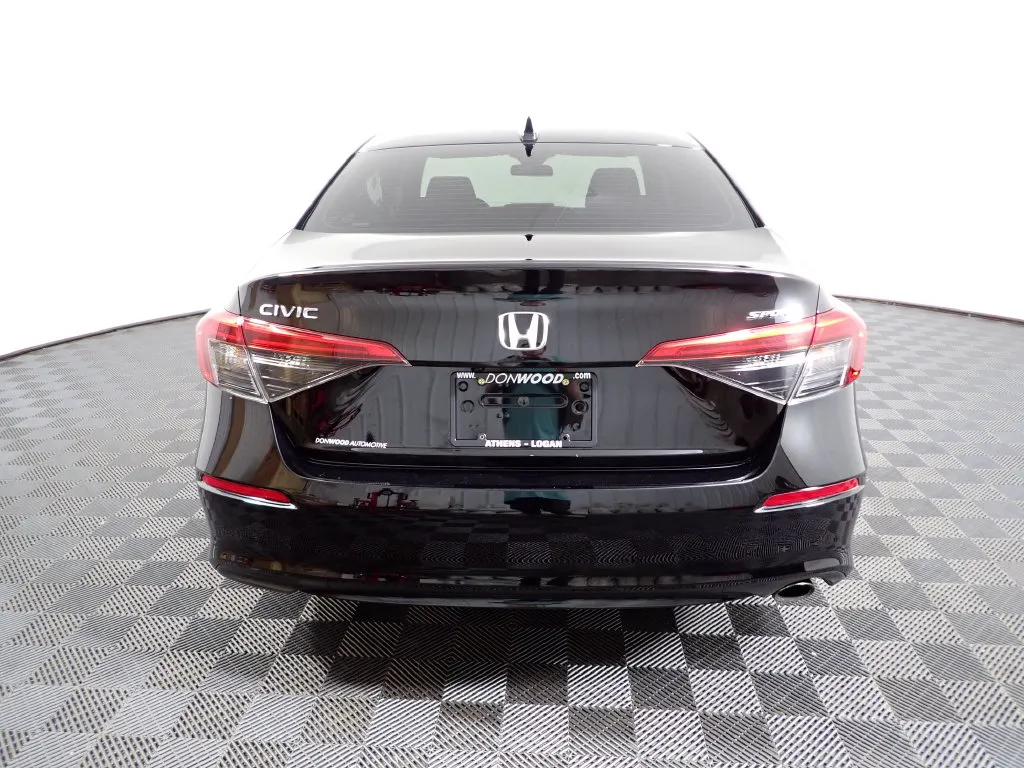 Honda Civic photo 11
