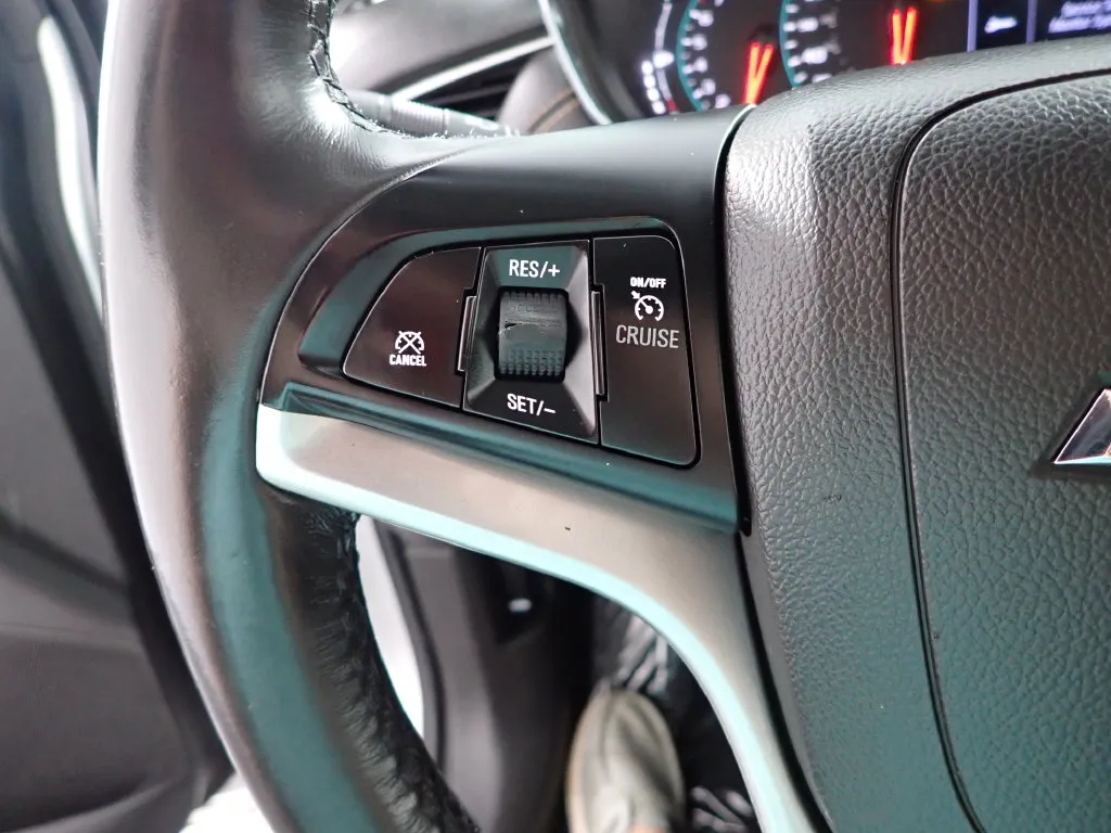 Chevrolet Trax photo 3
