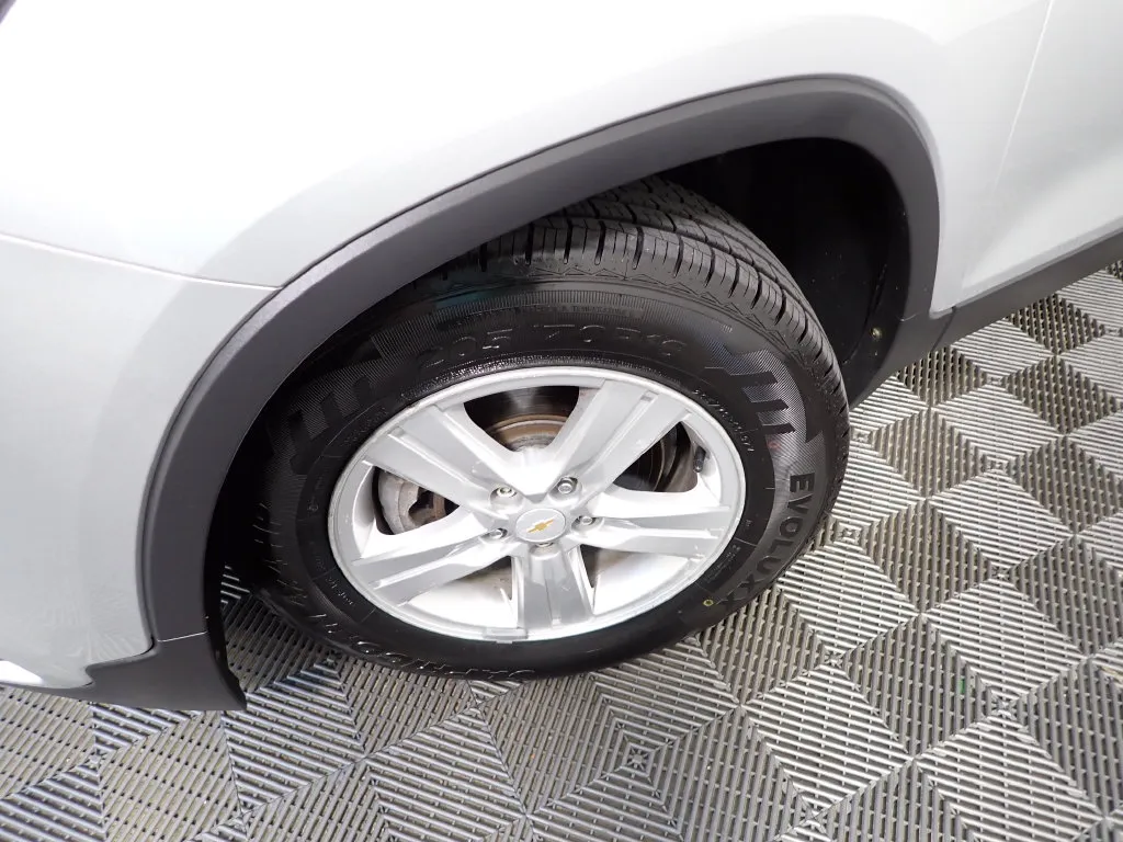 Chevrolet Trax photo 34