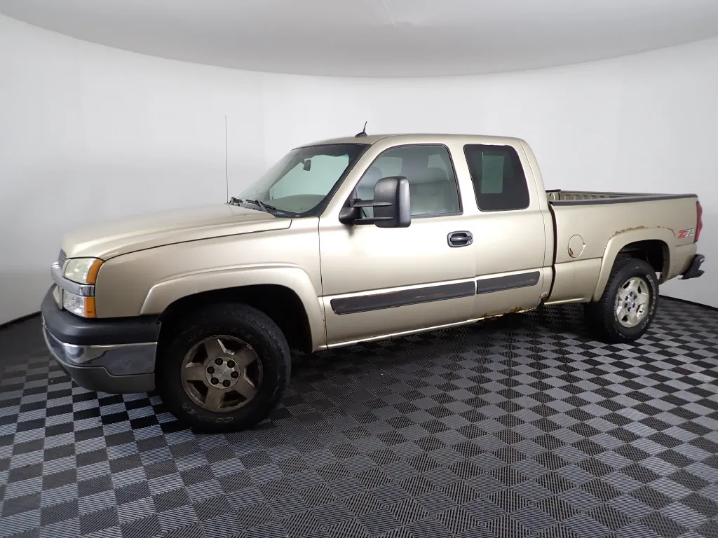 Chevrolet Silverado photo 9