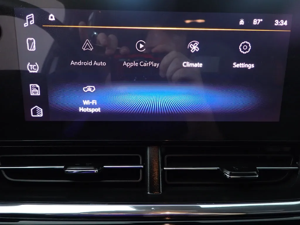 Chevrolet Trax photo 3