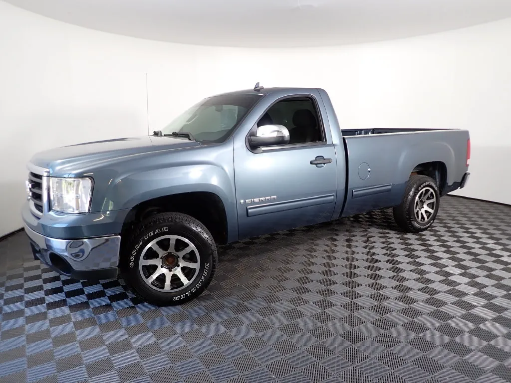 GMC Sierra photo 9