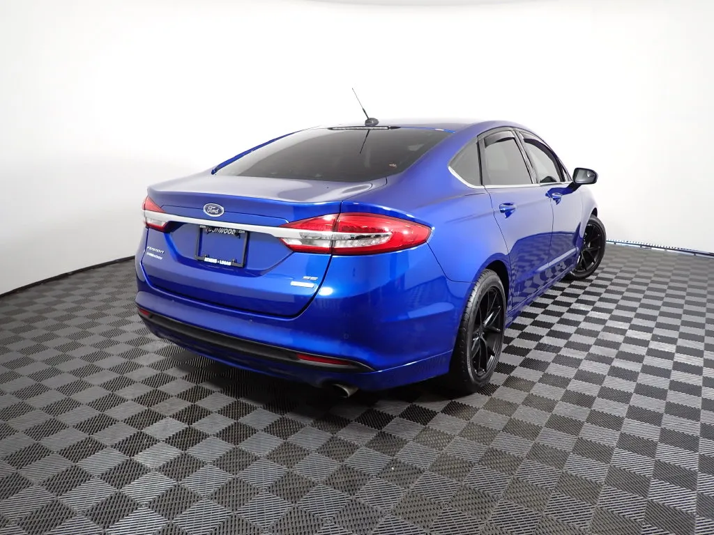 Ford Fusion photo 15