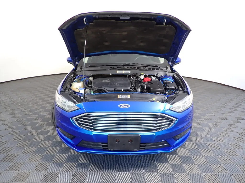 Ford Fusion photo 38