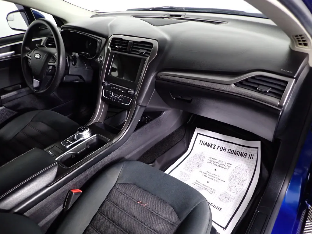 Ford Fusion photo 35