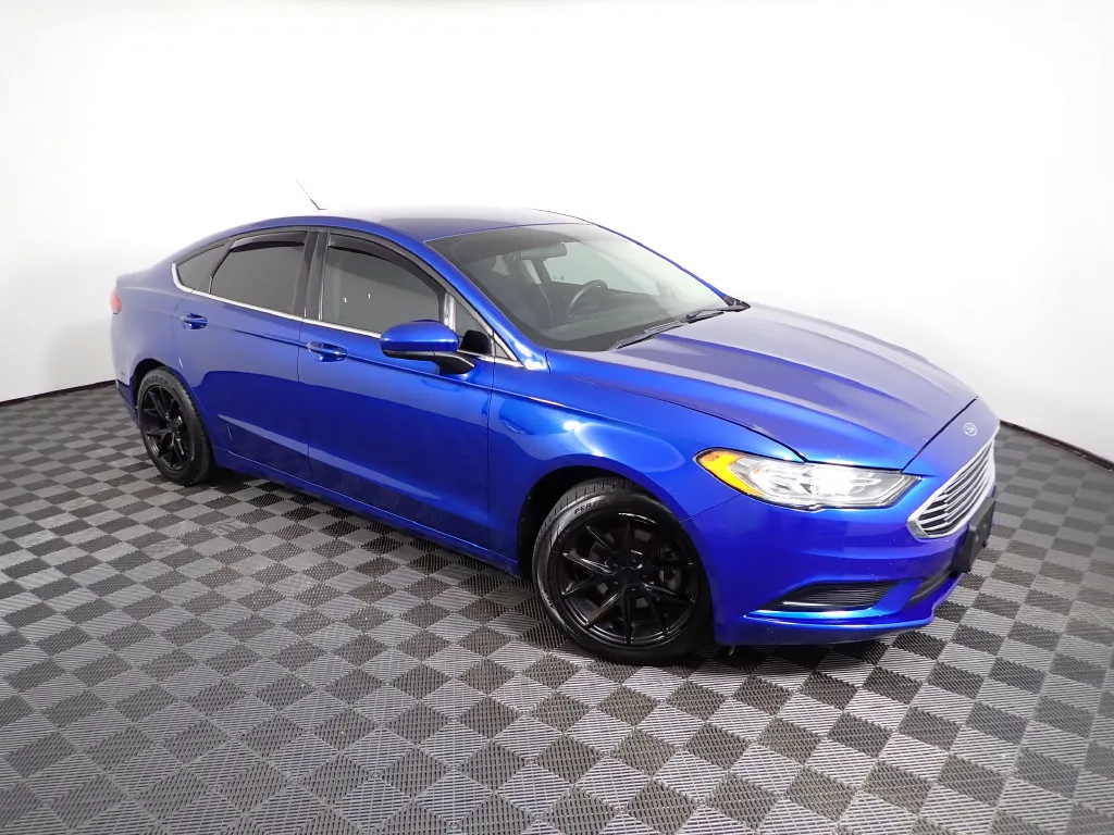 Ford Fusion photo 5