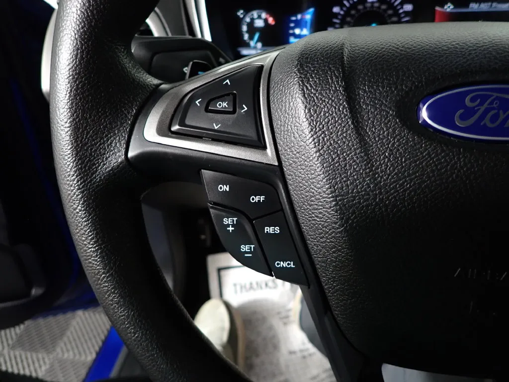 Ford Fusion photo 24