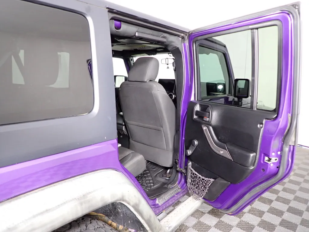 Jeep Wrangler photo 27