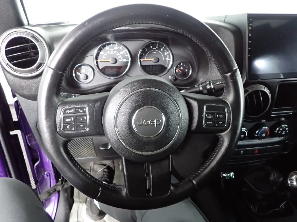 Jeep Wrangler photo 21