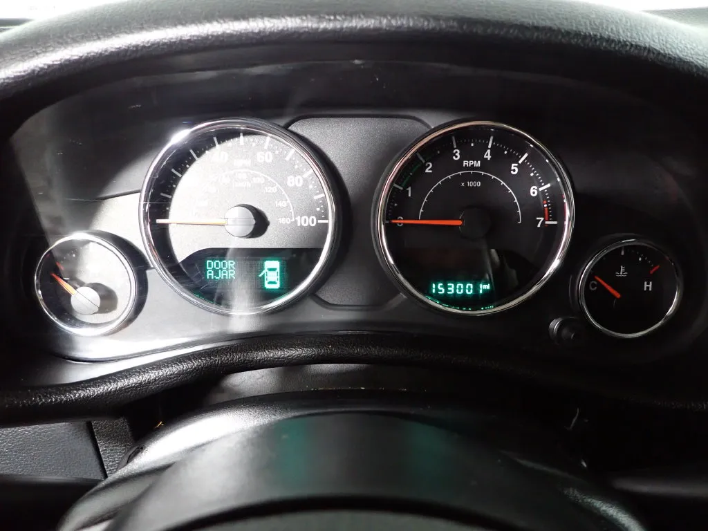 Jeep Wrangler photo 20
