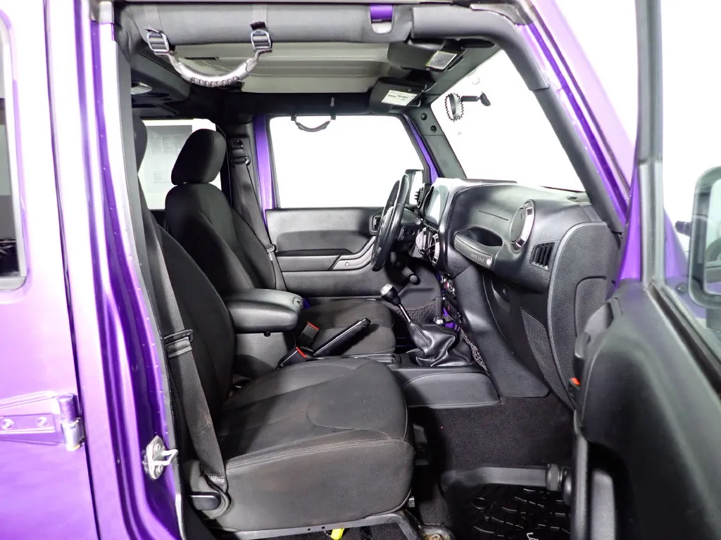 Jeep Wrangler photo 30