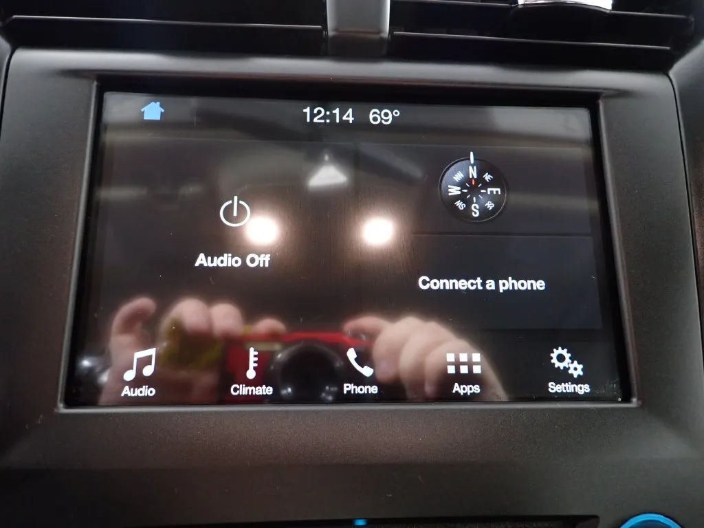 Ford Fusion photo 3