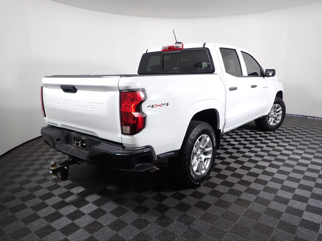 Chevrolet Colorado photo 17