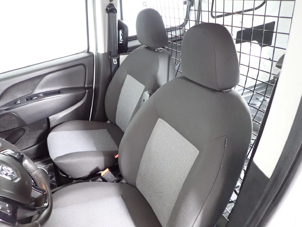 Ram Promaster City photo 23