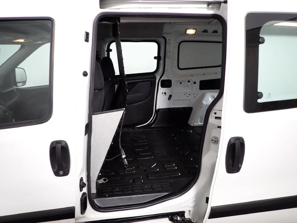 Ram Promaster City photo 31